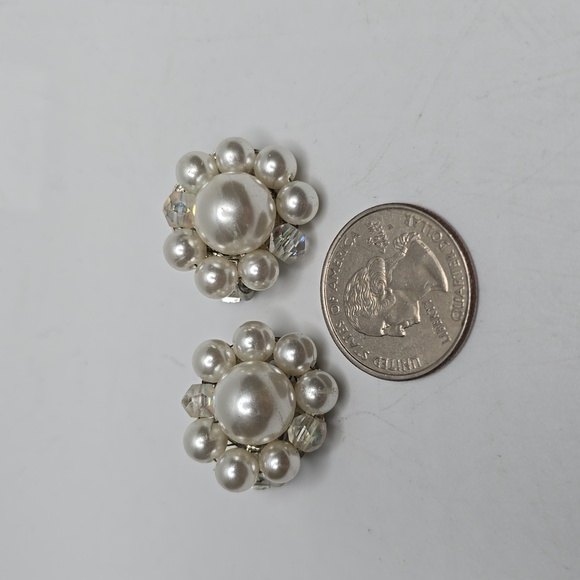Vintage Faux Pearl Clip -On Earrings In a Silver Setting - Picture 2 of 4